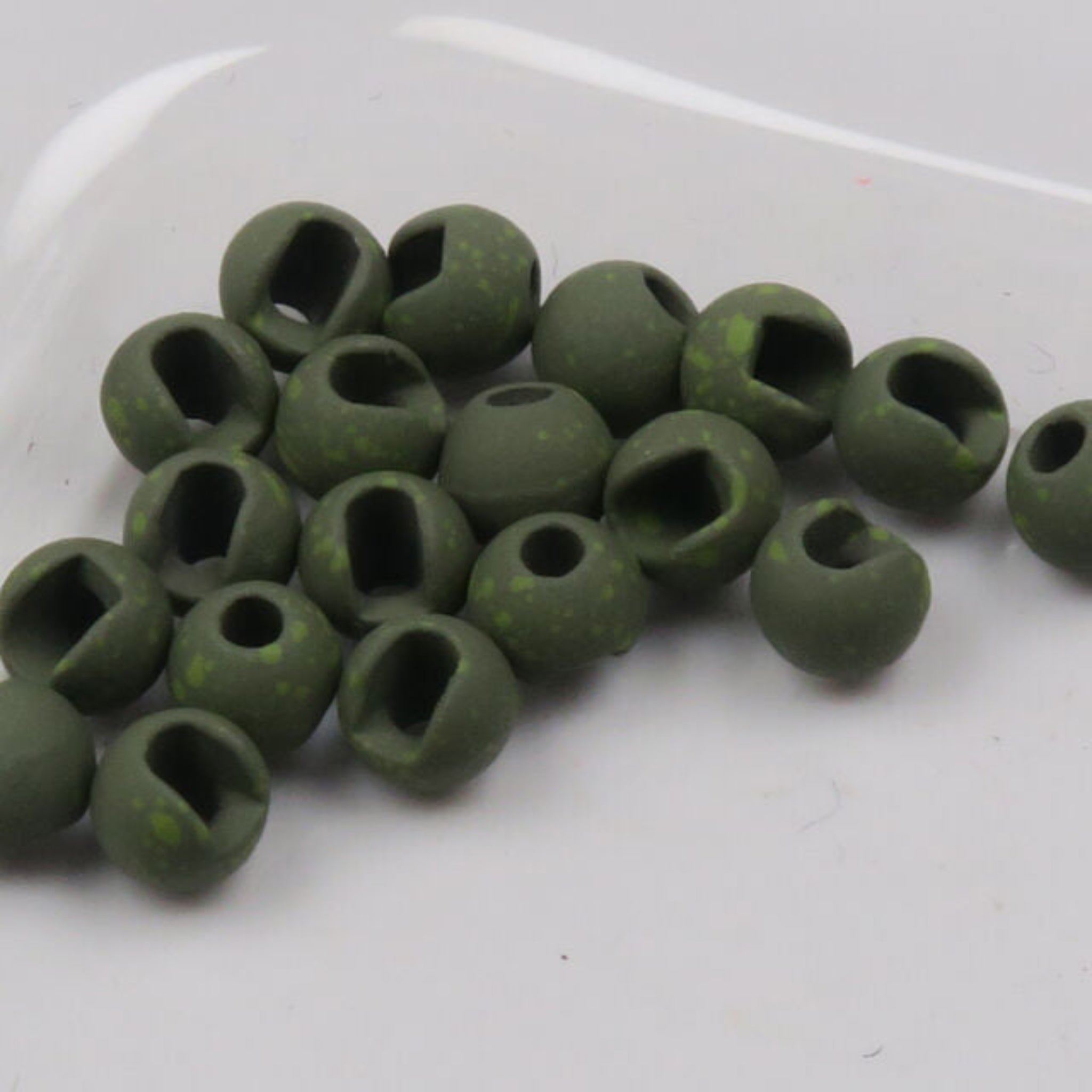 Hareline Mottled Tactical Slotted Tungsten Beads