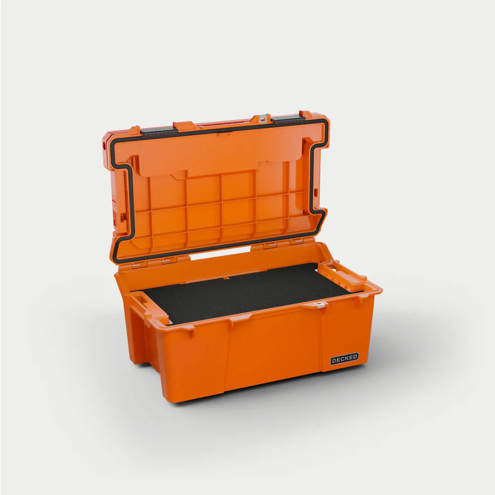 Decked Sixer 16 Gear Case