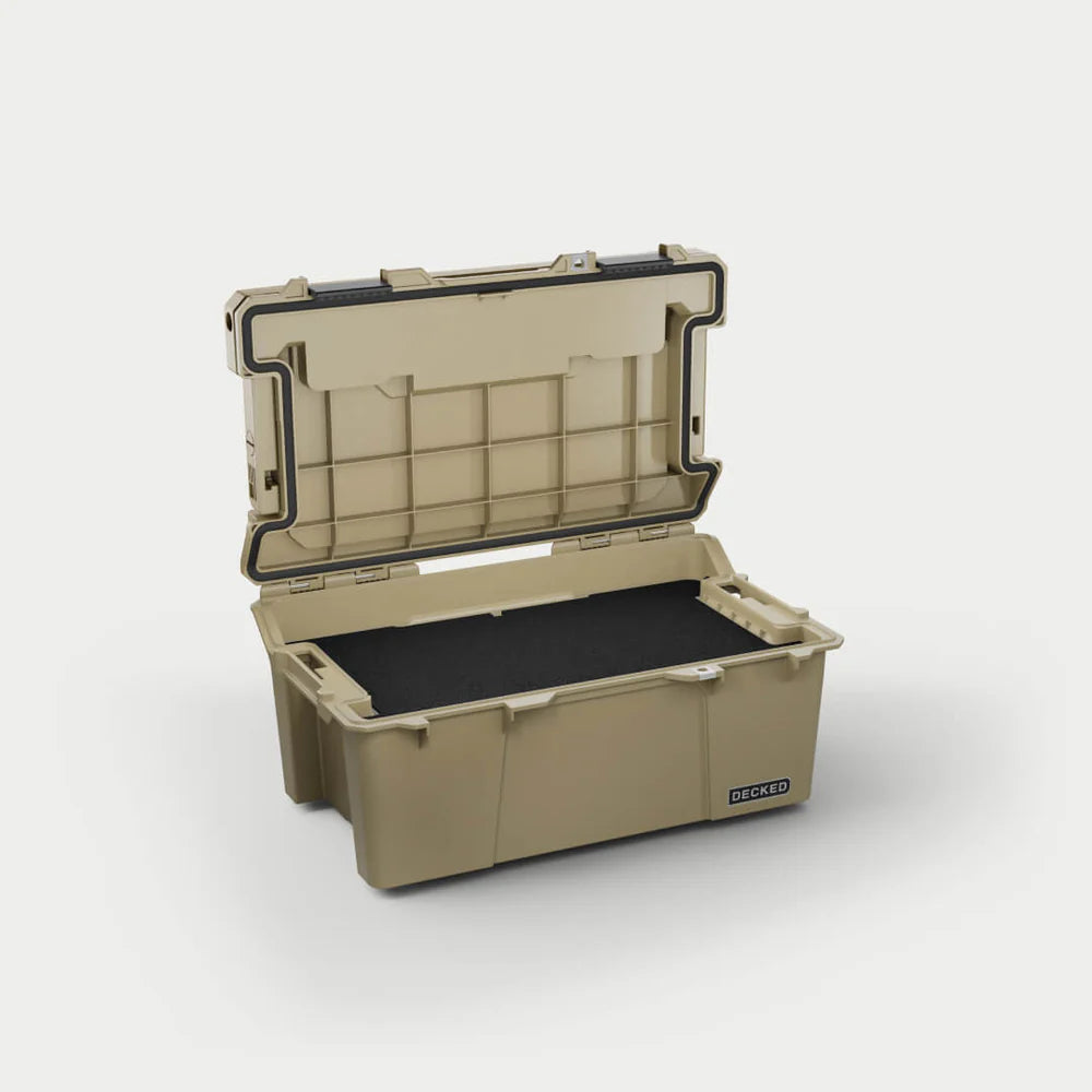 Decked Sixer 16 Gear Case